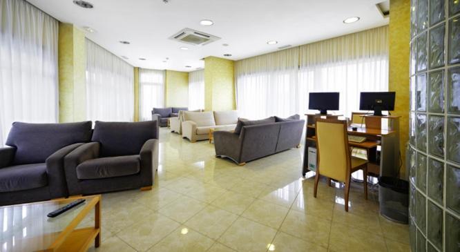 Hotel Florida Arteixo Bagian luar foto