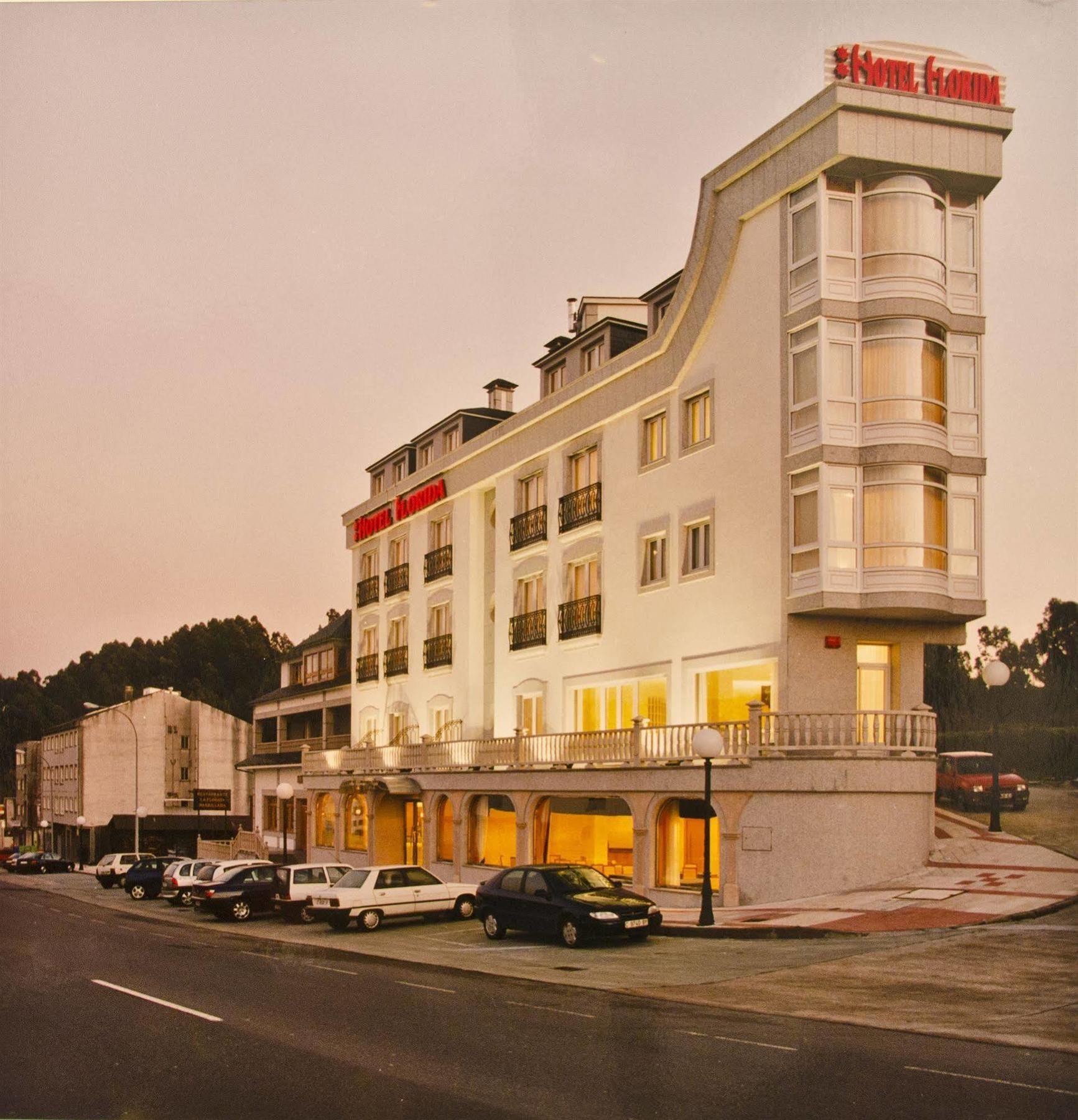 Hotel Florida Arteixo Bagian luar foto